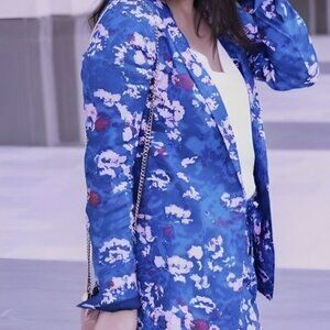 ARMANI EXCHANGE Women's Linen Blue Pink Stylish Floral Blazer Lined Size 6